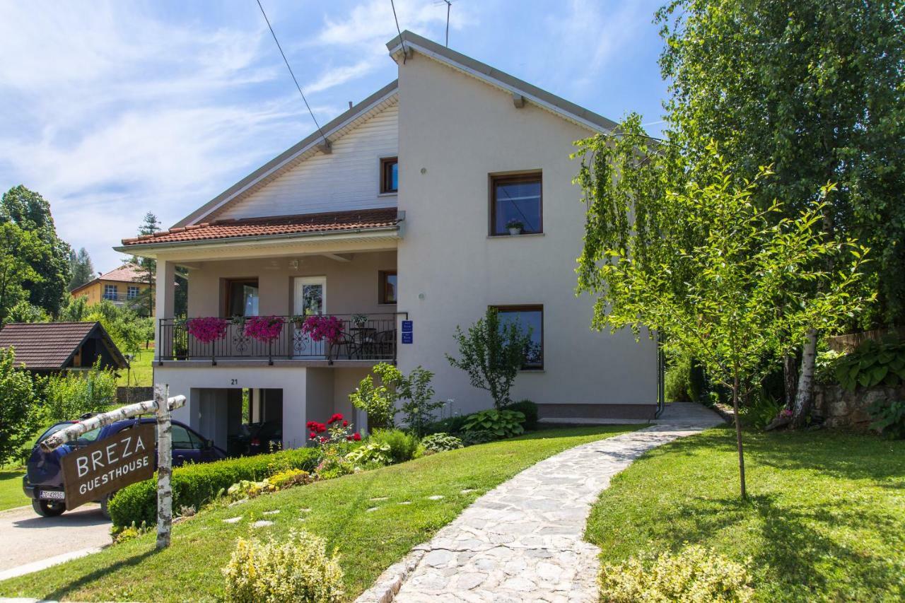 Breza Guesthouse Слуни Экстерьер фото